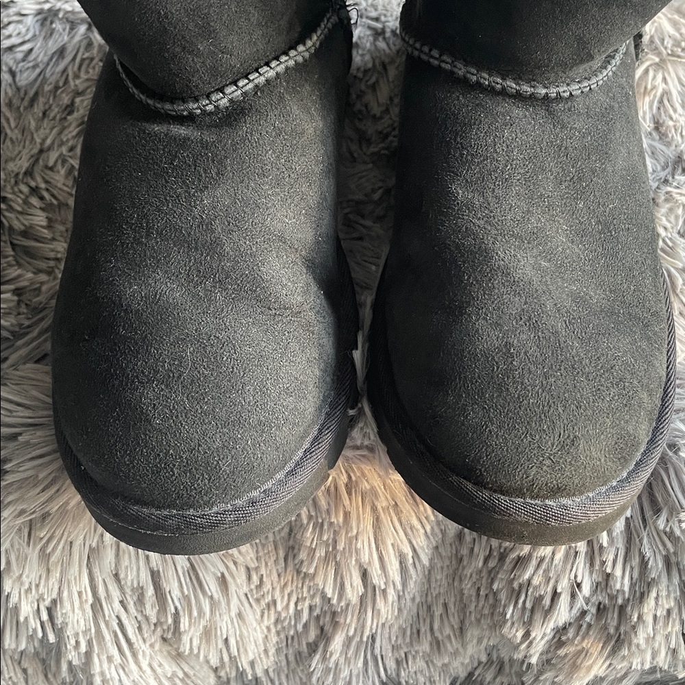 UGG Bailey Button II - Picture 7 of 16
